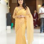 Nithya Das Instagram - Train ur mind to see good In everything … yellow saree stylist : Tharunya_vk outfit : miradesigns_by_anu ornaments: kaya_online_ @sruthisai_official yellow saree stylist : @tharunya_vk outfit : @miradesigns_by_anu ornaments: @kaya_online_
