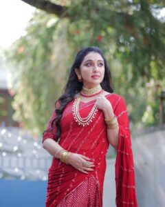 Nithya Das Instagram - We find ourselves in the unknown… Costume courtesy @house_of_shalabam Stylist @anjalii___vinod
H&M @mukeshmuralimakeover @Ornaments @seeruscollections