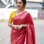 Nithya Das Instagram - Happy diwali 🪔 Outfit @aatmabyamitha Ornaments @seeruscollections Styling @anjalii___vinod H&M @sruthisai_official Retouching @saranblackstar
