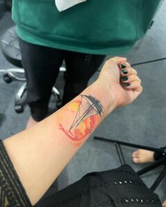 Nithya Das Instagram - Let’s just cruise and see where the waves go. @pachakuth #tattoo #tattoos #ink #inked #art #tattooartist #tattooart #tattooed #tattoolife #tattooideas #love #artist #blackwork #instagood #tattoodesign #tatuagem #tattooing #tattooist #blackandgreytattoo #tattooink #tatuajes #instagram #me #tattoostyle #photography #drawing #tattooer #traditionaltattoo #tattoogirl