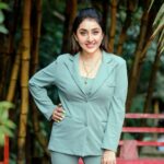 Nithya Das Instagram – The one you are looking for is you …out fit @western_lady_  @anjali.fashionstories @sruthisai_official Ornaments : @priya_anokhi_ Clicks: @raka_8_