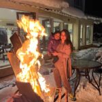 Nithya Das Instagram – Everything’s better around a campfire 🔥…
#snow #vacation #campfire #traveller #2022