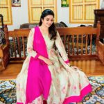 Nithya Ram Instagram - 💗 . . . . . 👗: @chakrabortymukta