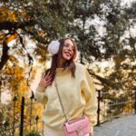 Nitibha Kaul Instagram - The cutest way to spend my birthday day, surrounded by friends, laughter, mountains, good food & sweater weather- couldn’t have asked for more 💛 The last slide is my favourite tho :p Mussoorie-Queen of Hills
