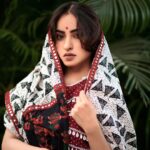 Niyati Fatnani Instagram - Main na Manugi... (easily)😝♥️🥻 Styled by: @styleitupbyaashna Shot by: @mirajverma_photography Outfit: @creativefashion_by_himani Hair & Makeup by: @celebsmakeupbysejal @makeoverbysejalthakkar #india #niyatifatnani #styleitupbyaashna