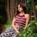 Niyati Fatnani Instagram - Main na Manugi... (easily)😝♥️🥻 Styled by: @styleitupbyaashna Shot by: @mirajverma_photography Outfit: @creativefashion_by_himani Hair & Makeup by: @celebsmakeupbysejal @makeoverbysejalthakkar #india #niyatifatnani #styleitupbyaashna