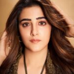 Nupur Sanon Instagram - Kisi hor ton kaabu aaya na 👁️🗝️🔒❤️‍🔥 • Outfit- @ahummingway Jewellery- @ishhaara @ascend.rohank @timelessjewelsby_s Stylist - @sukritigrover Makeup - @kavyesharmaofficial Hair - @pinkeykashidonhair 📸 - @visualaffairs_va