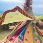 Nupur Sanon Instagram - Lots and lots of colours and pure happiness!!!! 💛💚💙🧡💜