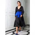 Nupur Sanon Instagram - Here in black to chase away your blues 💙🖤💙🖤 • Outfit - @labelmanikananda Jewellery - @paromapopat @kushalsfashionjewellery HMU - @kavyesharmaofficial @pinkeykashidonhair Photographer - @advait_vaidya