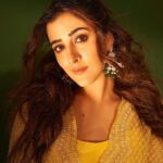 Nupur Sanon Instagram - Morning SUNSHINE🌻☺️💛 • TNR Promotions Team Sara : Hmu - @makeupbydevanshii Styled by - @ashwin_ash1 & @hassankhan_3 Style team - @ahmedxmirza Outfit - @couturebyniharika @perniaspopupshop Jewellery- @shopriyaaofficial Shot by - @visualaffairs_va