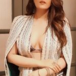 Nupur Sanon Instagram - Because, TUM TUM obsessed right now! 🥰☺️🤭🫶