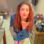 Nupur Sanon Instagram - Bye 2022 You were full of so many Firsts!! I shot my first Bollywood film, my first Pan India film and my first web series all in this super special year!! I travelled the world …places I always wanted to go to!! I spent so much time with my family!! I made some new bonds and managed to keep the old bonds as protected as they should be!🥹❤️🧿🫶 Hello 2023, Welcoming you with the warmest hug!🫂❤️