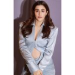 Nupur Sanon Instagram - Couldn’t pick a fav out of these !! 🖤🫦 • Stylist @sukritigrover Wearing @deme_love_ 💎 @minerali_store 📸 @advait_vaidya Hair : @hetal__gami