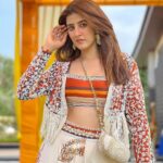 Nupur Sanon Instagram - Boho vibes❤️‍🔥 Outfit @pallavijaipur Jewellery @aquamarine_jewellery Stylist @sukritigrover