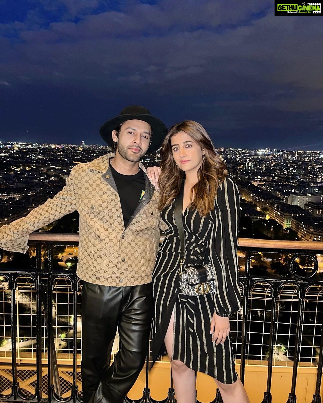 Nupur Sanon Instagram - Paris, you had me at Bonjour. ❤️ Eiffel Tower - Paris, France