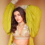 Nupur Sanon Instagram – Long Time No Posey?🤭🔥

•

Makeup @adrianjacobsofficial 
Hair @pinkeykashidonhair 
Styled by @sukritigrover assisted by @vanigupta.23 
Wearing @kalkifashion 
Jewellery @koharbykanika 

📸: @tejasnerurkarr