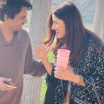Nupur Sanon Instagram - #Love #Laugh #Light #Vibes & #Promise @nawazuddin._siddiqui 💛