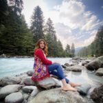Nupur Sanon Instagram - Itniiiiii HASEEN jagah 🥲🌷🌊 🏔💕 Pahalgam ,Kashmir