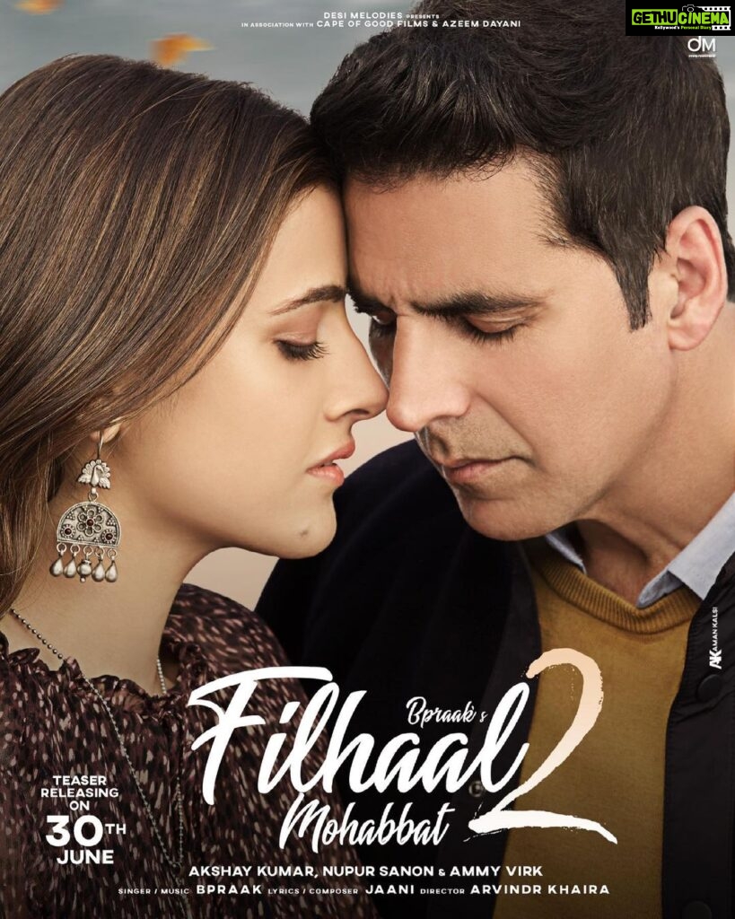 Nupur Sanon Instagram - We are unveiling the teaser of #Filhaal2Mohabbat in 2 days … Are you guys ready for Mohabbat?😍☺️ Till then .. here’s the new poster for y’all ♥️ @akshaykumar @bpraak @AmmyVirk @jaani777 @arvindrkhaira @azeemdayani @VarunG0707 @hypenq_pr @desimelodies #Filhaal2 #NupurSanon #Jaani #Bpraak #AmmyVirk #DesiMelodies #MusicVideo #ComingSoon #FirstLook #Filhaal2Mohabbat #Filhall