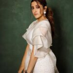Nupur Sanon Instagram - Curves and Frills🌝💣🤍 • Hmu - @makeupbydevanshii Styled by - @ashwin_ash1 & @hassankhan_3 Style team - @ahmedxmirza Outfit - @mishruofficial Jewellery- @houseofqc Shot by - @pranav.foto