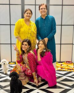 Nupur Sanon Instagram - Clearly we weren’t coordinated!! 🤣 Here’s to a colourful year ahead! ❤️🩷💛💙 Happy Diwali from the Sanon parivaar!! 💥🪔