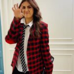 Nupur Sanon Instagram - TRICK or TREAT? 🎃🖤🔥 #SchoolOfHorrors