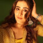 Nupur Sanon Instagram - Morning SUNSHINE🌻☺️💛 • TNR Promotions Team Sara : Hmu - @makeupbydevanshii Styled by - @ashwin_ash1 & @hassankhan_3 Style team - @ahmedxmirza Outfit - @couturebyniharika @perniaspopupshop Jewellery- @shopriyaaofficial Shot by - @visualaffairs_va