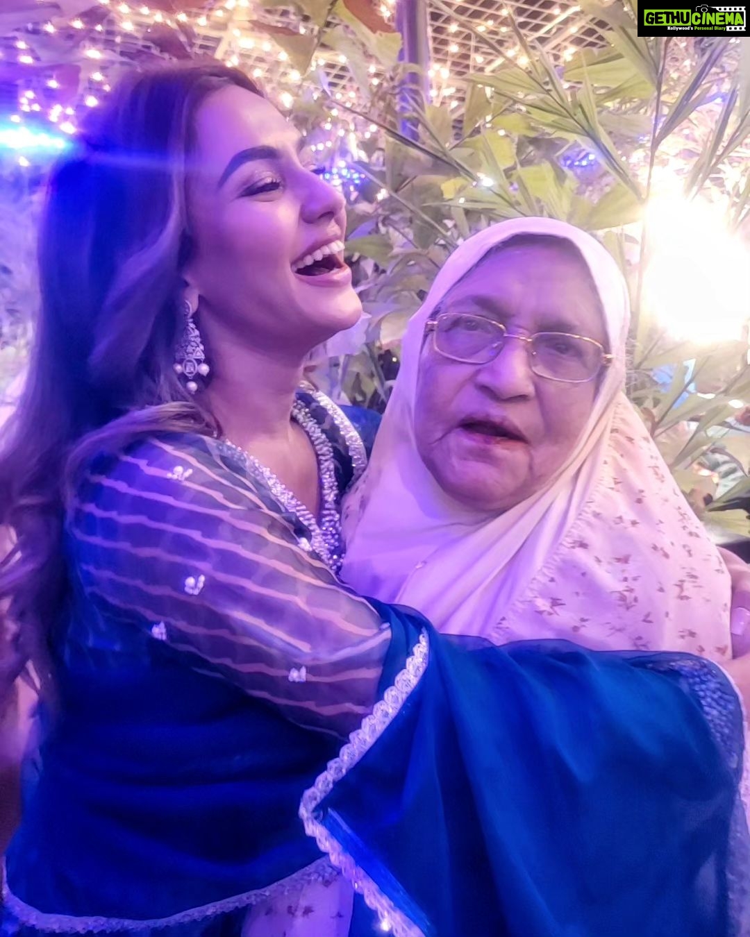 Nusraat Faria Instagram - She was everything to us.. Bhabi ❤️