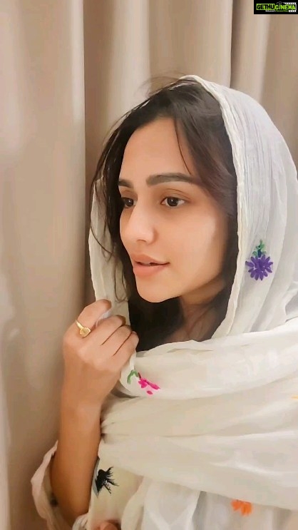 Nusraat Faria Instagram - Current state of mind @bhabna_ashna Directed by @konasinger