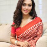 Nusraat Faria Instagram - Wanted to keep this on my timeline.. For some unknown reason..🖤