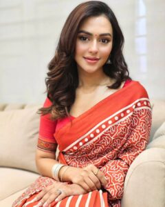 Nusraat Faria Instagram - Wanted to keep this on my timeline.. 
For some unknown reason..🖤