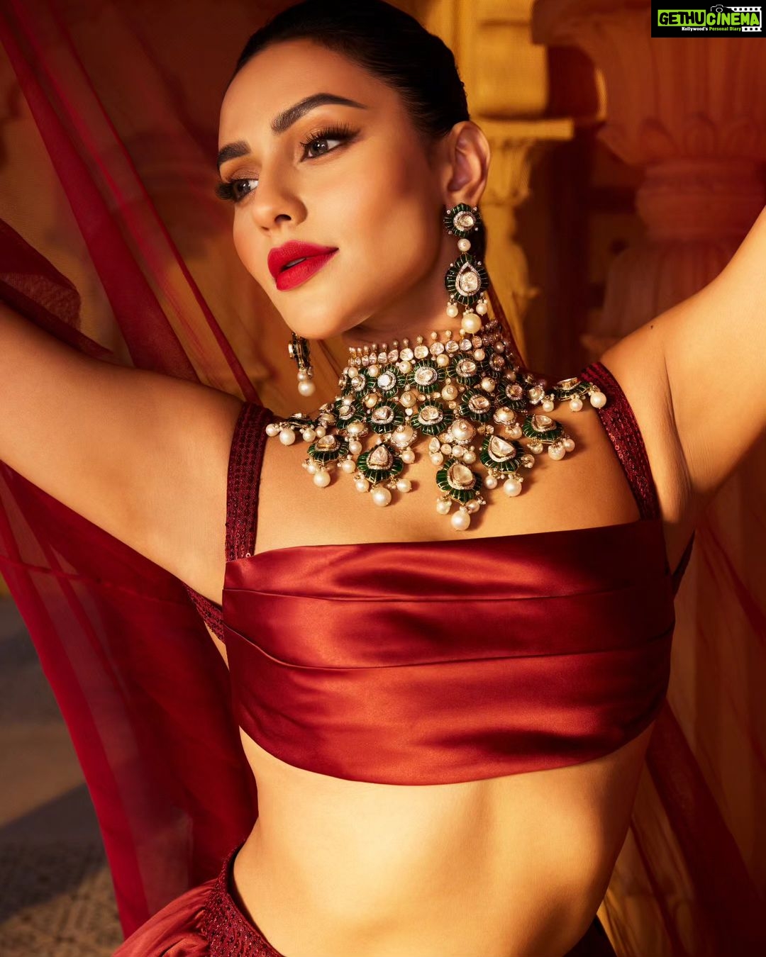 Nusraat Faria Instagram - Judge me when you become perfect.... Before that Na na na...😉