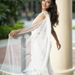 Nusraat Faria Instagram - Let’s face it; we’re both addicted to this thing called "white" Wearing @nabila.boutiques by @drnabilanabi for 5th Bangladesh Film Festival, kolkata. 📷 @sahil_paswan_2646_ Location @raajkutir Kolkata