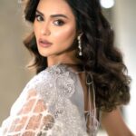 Nusraat Faria Instagram - You could it have it all... @navinahmed_official @drnabilanabi @nabila.boutiques @galamakeover_by_navinahmed @syedshahewar.hussain.7