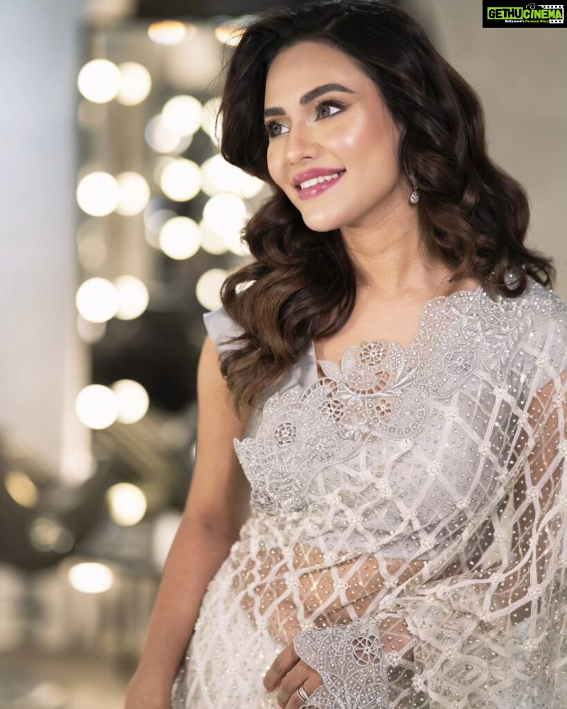 Nusraat Faria Instagram - When you are quiet in the chaos.. ❤️ Makeover @galamakeover_by_navinahmed by @navinahmed_official Wearing @nabila.boutiques by @drnabilanabi Captured @syedshahewar.hussain.7