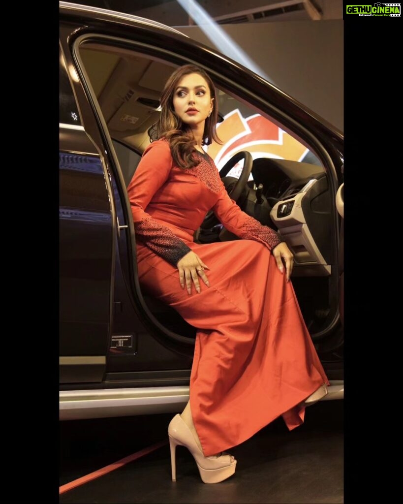 Nusraat Faria Instagram - The last picture is my state of mind . . Wearing @festivibe.official