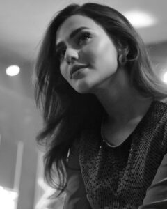 Nusraat Faria Instagram - The last picture is my state of mind
.
.
Wearing @festivibe.official