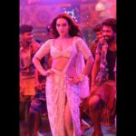 Nusraat Faria Instagram - ও টাকা তুই আমার কলিজা আর জান...