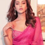 Nusraat Faria Instagram - Sorry for your loss 🙈 Wearing @festivibe.official Jewellery @drkashfiaaamina