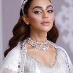 Nusraat Faria Instagram - My all-time gratitude to my super glam team for making my look absolutely myself in My every Events. My fav @zahidkhanbridalmakeover And my dearest @drnabilanabi ❤️❤️ PC @mh_bipu Today at National award 🌟
