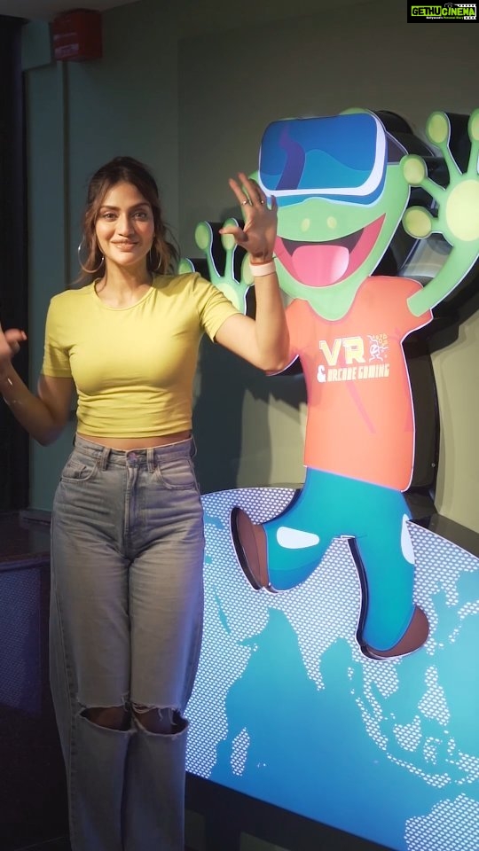Nusrat Jahan Instagram - Get ready to dive into thrilling virtual adventures with me at @houseofpepe.in ! Explore new dimensions, challenge friends, and experience non-stop fun along with a variety of lip smacking food ! #VirtualReality #Arcade # GameOn #HouseOfPepe #FunForAll
