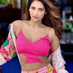 Nusrat Jahan Instagram - I’m Thinking in colours 🩵 💚 🩷 💜 💙 💛