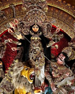 Nusrat Jahan Instagram - শারদীয়া শুভেচ্ছা রইলো সবার জন্য..... পুজো ভালো কাটুক | 
শুভ মহা ষষ্ঠী 🙏🏻