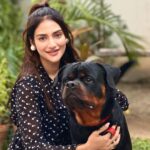 Nusrat Jahan Instagram - Sunday Grooming Day . #sunday #funday #rottweiler #puppylove #swimming #grooming
