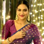 Nusrat Jahan Instagram - Happy Dhanteras ✨ 🪔 ✨ Pic courtesy .. the beautiful @myself_koushani