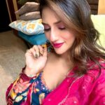 Nusrat Jahan Instagram - Felt like taking selfies today 🙈❤️😊