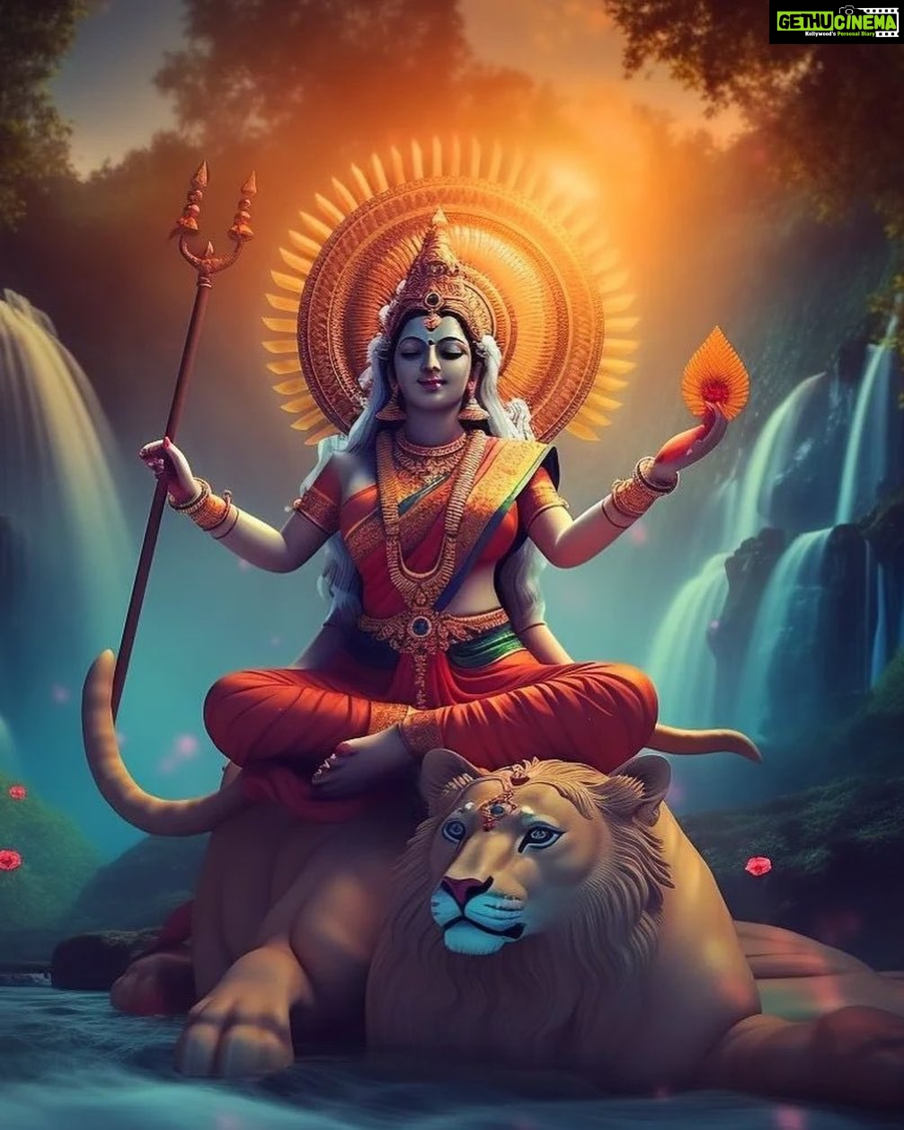 Pakhi Hegde Instagram - आपके और आपके पूरे परिवार पर माँ दुर्गा की कृपा हमेशा बनी रहे। नव रात्रि की हार्दिक शुभकामनायें 💐💐👏 #navratri2023