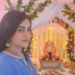 Pakhi Hegde Instagram - वक्रतुण्ड महाकाय सूर्यकोटी समप्रभ निर्वीघ्नम कुरुमे देव सर्वकार्येशु सर्वदा🙌 हे गजानना आम्हा सर्वान्वर आपली कृपादृष्टि थेवा🙌 #गणपति२०२३ .. . . Styled : @tiara_gal @akansha.27 Outfit : @sayarishofficial @echo101pr Assisted by : @stylebypriyankaa #ganapati #2023 #love #pakkhi #pakkhihegde #pakhi #pakhihegde #love #blessings Aamchi Mumbai