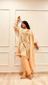 Pakhi Hegde Instagram - ….#jogan 
This is a beautiful song which makes u feel also so beautiful 🤩 ain’t it? 

.
.
.
Outfit : @aurulclothing
Styling : @tiara_gal @akansha.27 
Assisted : @whatmanaaadoes 
#mood #monsoonseason #love #instagood #instagram #instareels #viralreels #viralvideos #viralsong #viral #trendingreels #trendingsongs #trending #trendingnow