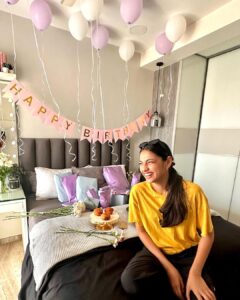 Pakhi Hegde Instagram - Happiest birthday my baby 😘🥹 
Love u to the moon n back🤩 , 
I still can’t believe, that u have grown so big 
Ps:Dnt miss the last pic🤩
By each passing day, I feel so proud the way u have evolved as a beautiful human🤩
I feel for us all, 
 while we r all working, it’s important to grow, be successful, but at the same time,  those small moments that we get to share with each other, our loved ones , we shouldn’t miss the essence n beauty of that while we r in the race of this competitive world ! 
I know I wasn’t so lucky to give u the whole time I wished,  as I was working but it’s u who has never made me feel that,
U ❤️ always understood me, and stood by me unconditionally! I’m so  lucky to have u in my life 😘 I’m blessed that god gave me u Khushi😘🤩 
love uuuuuu😘so so much! 
U r the little angle in our house! 
OUR BARBIE🥰
Hey barbie !!!
Or 
May I call u our 
#kendalljenner 🤩 #love #you #burthdaygirl🎈❤️✨